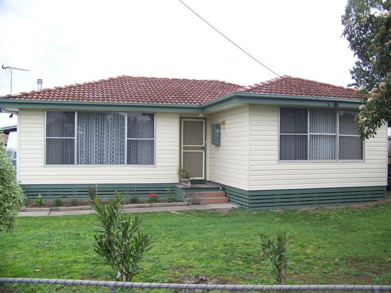 17 Walton Street, Rosedale VIC 3847