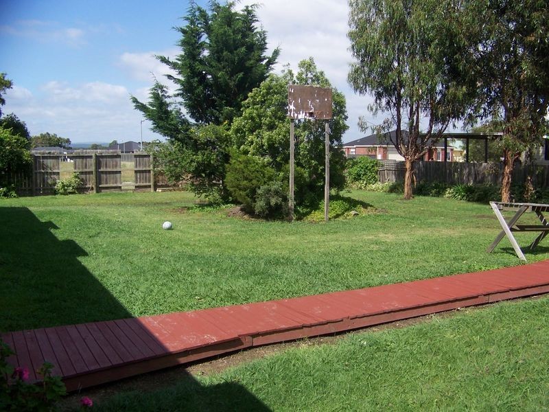 1 Duck Court, Rosedale VIC 3847