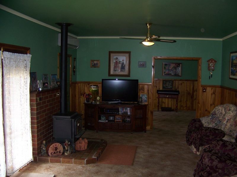 1 Duck Court, Rosedale VIC 3847