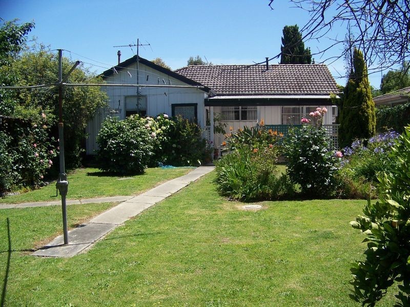 15 Dawson Street, Rosedale VIC 3847