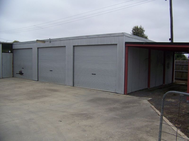 73 Moore Street, Rosedale VIC 3847