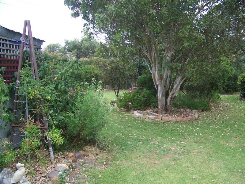 73 Moore Street, Rosedale VIC 3847