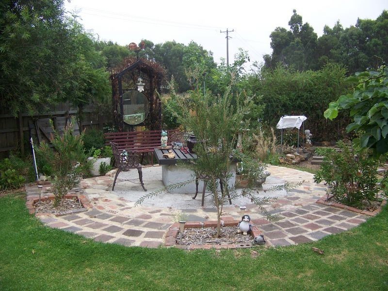 73 Moore Street, Rosedale VIC 3847