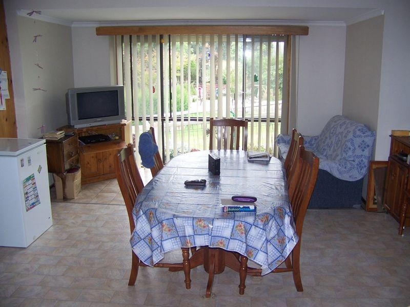 73 Moore Street, Rosedale VIC 3847