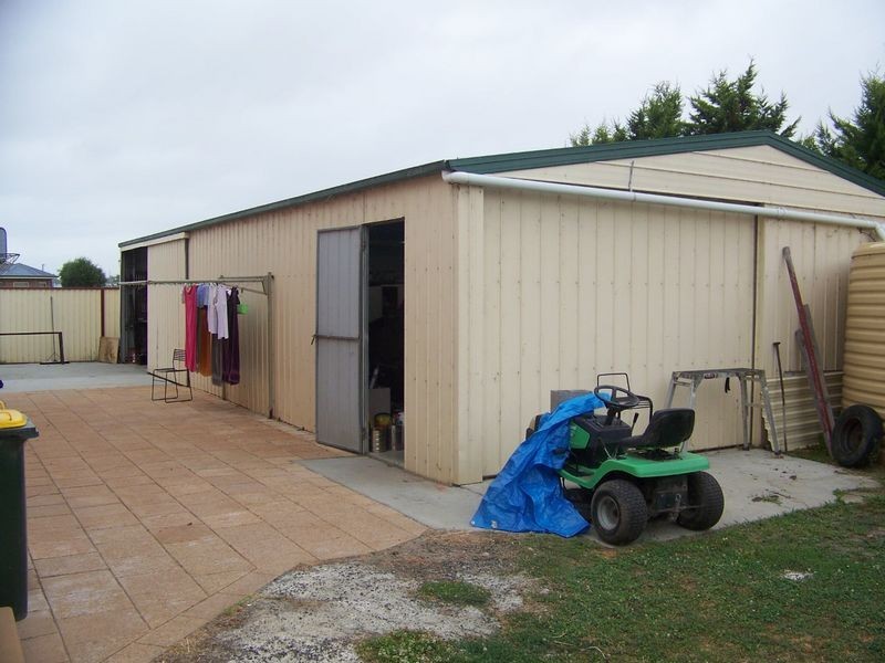 15 Widdowson Court, Rosedale VIC 3847