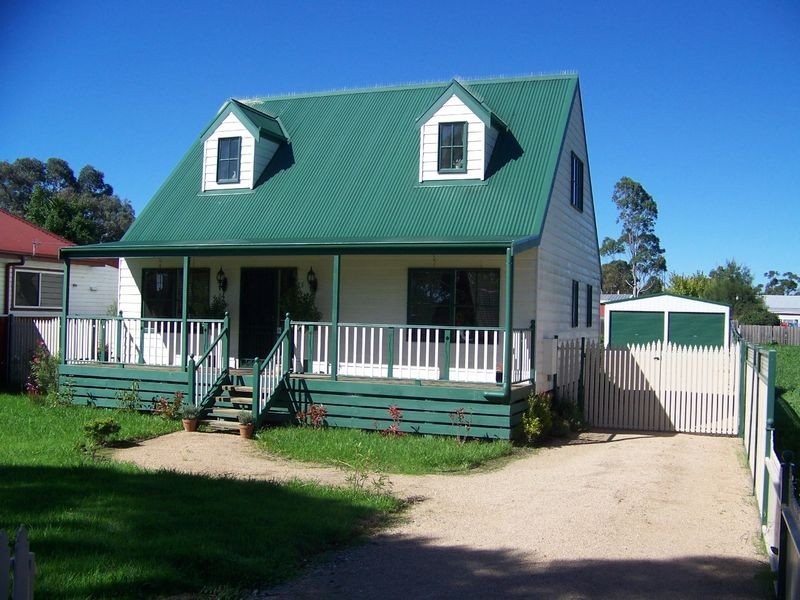 13 Albert Street, Rosedale VIC 3847
