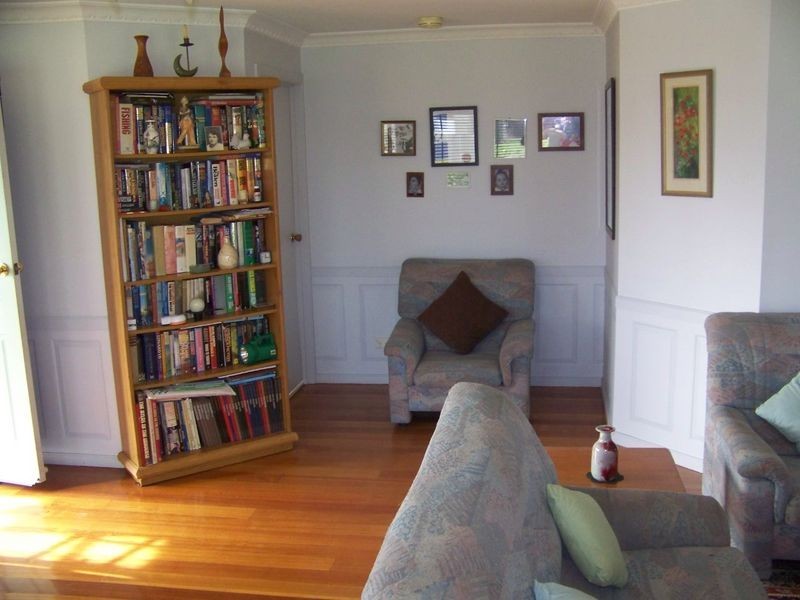 25 Wood Street, Rosedale VIC 3847