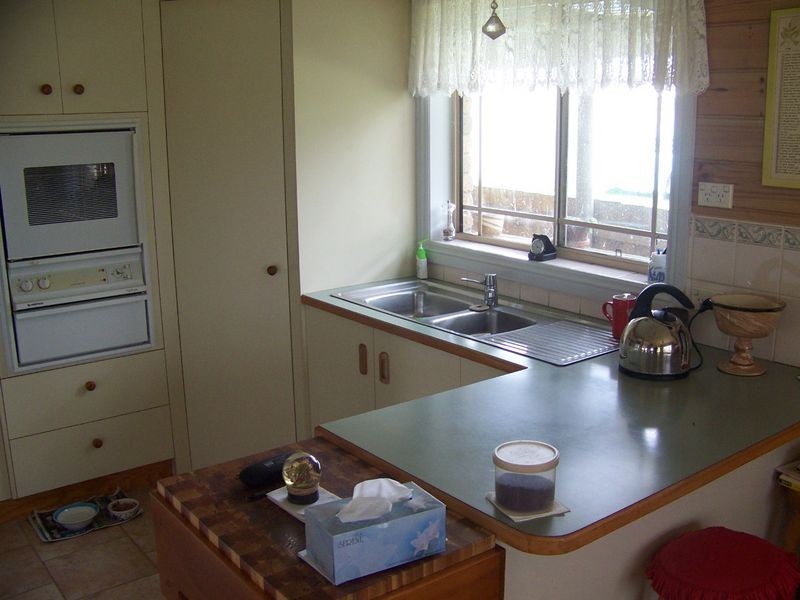 25 Wood Street, Rosedale VIC 3847