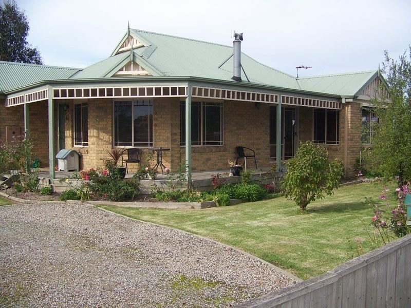 25 Wood Street, Rosedale VIC 3847