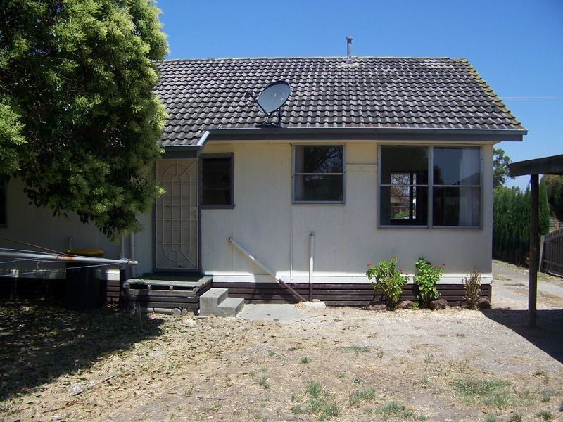 24 Dawson Street, Rosedale VIC 3847