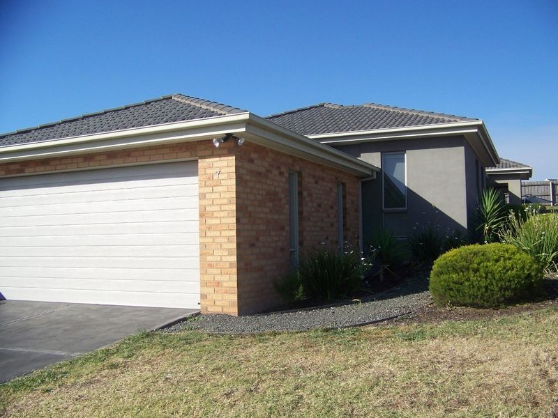 7 Lawn Avenue, Traralgon VIC 3844