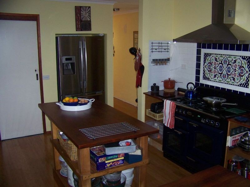 124 Stradbroke Road, Gormandale VIC 3873