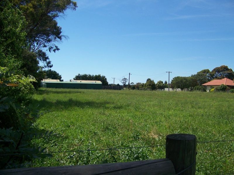 41 – 43 Lyons Street, Rosedale VIC 3847