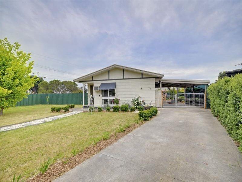 37 Mackay street, Rosedale VIC 3847