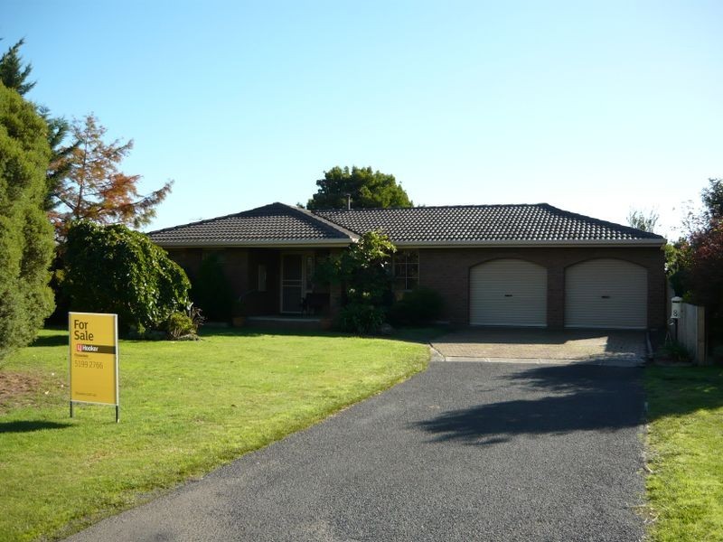 8 Rintoul Court, Rosedale VIC 3847