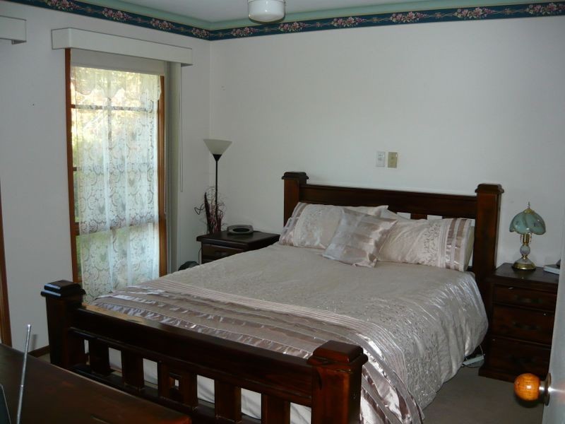 8 Rintoul Court, Rosedale VIC 3847