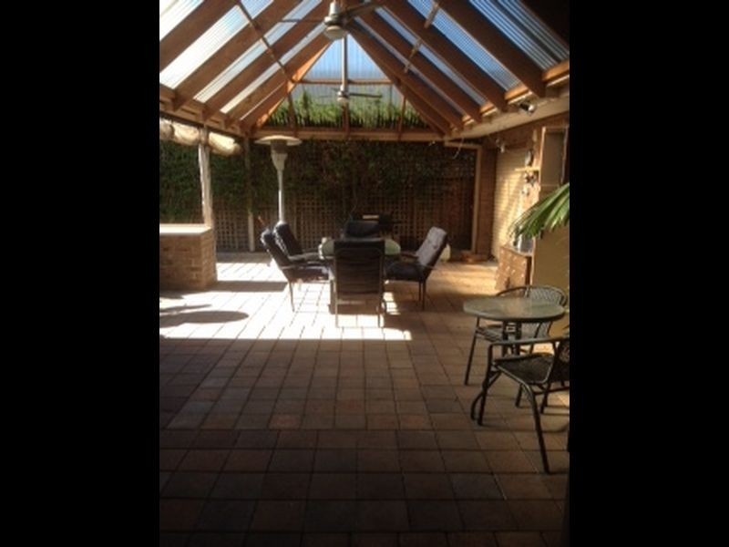 8 Rintoul Court, Rosedale VIC 3847