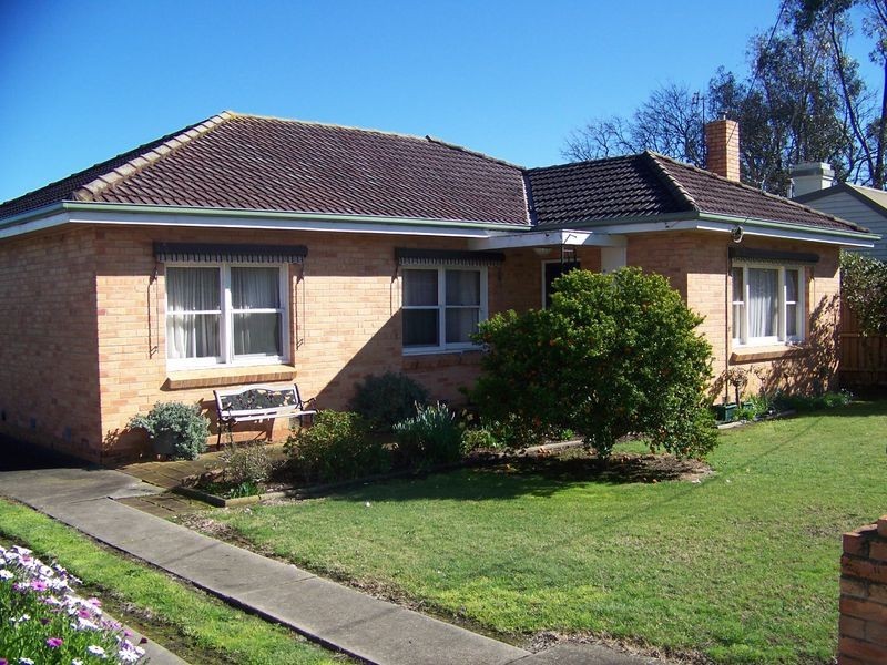 32 – 34 Hood Street, Rosedale VIC 3847