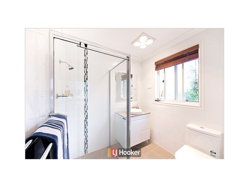 36 Julia Flynn Avenue, Isaacs ACT 2607
