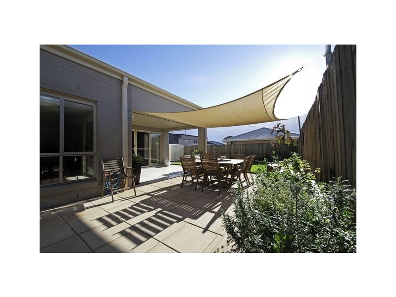 7 Octoman Street, Forde ACT 2914