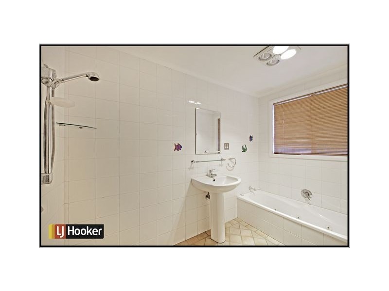 8 Goessling Place, Flynn ACT 2615