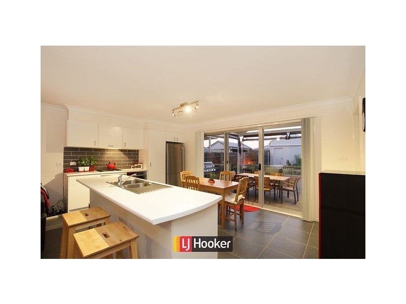 67 Donald Horne Circuit, Franklin ACT 2913