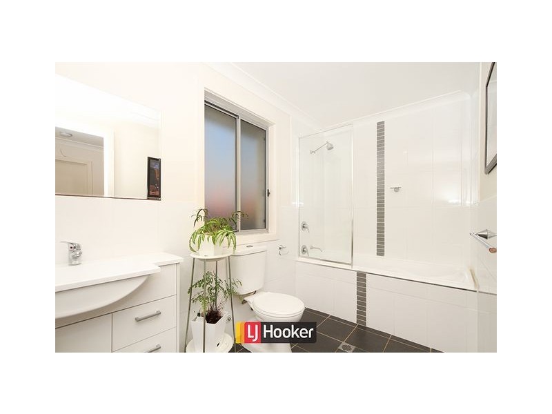 67 Donald Horne Circuit, Franklin ACT 2913
