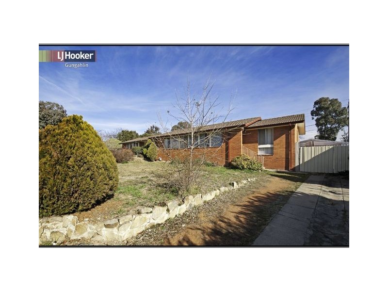 12 Lipscomb Place, Macgregor ACT 2615