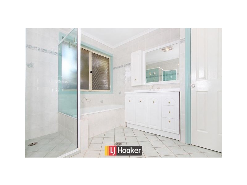 22 Candlebark Close, Nicholls ACT 2913