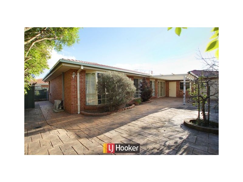 22 Candlebark Close, Nicholls ACT 2913