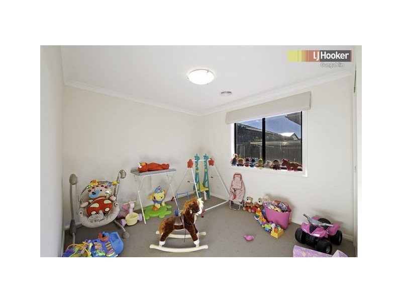 32 Anchorage Street, Harrison ACT 2914