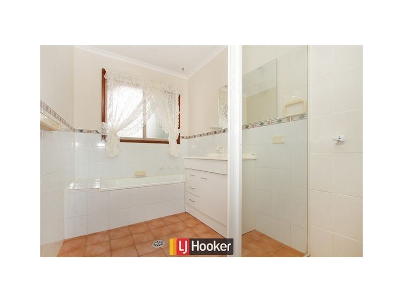9 Tana Place, Ngunnawal ACT 2913