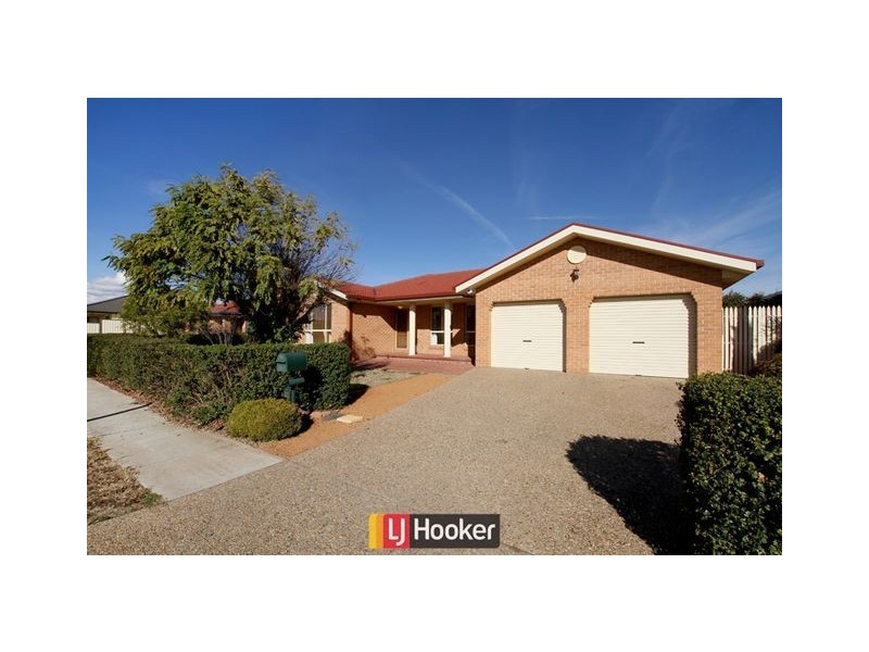 82 The Valley Avenue, Gungahlin ACT 2912