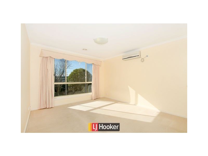 82 The Valley Avenue, Gungahlin ACT 2912