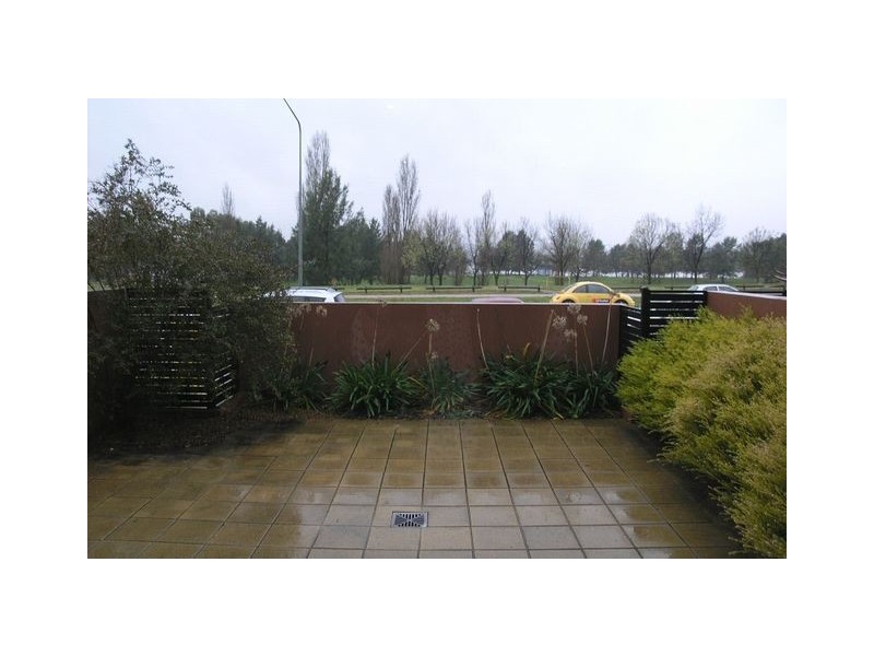 22/1 Drew Street, Greenway ACT 2900
