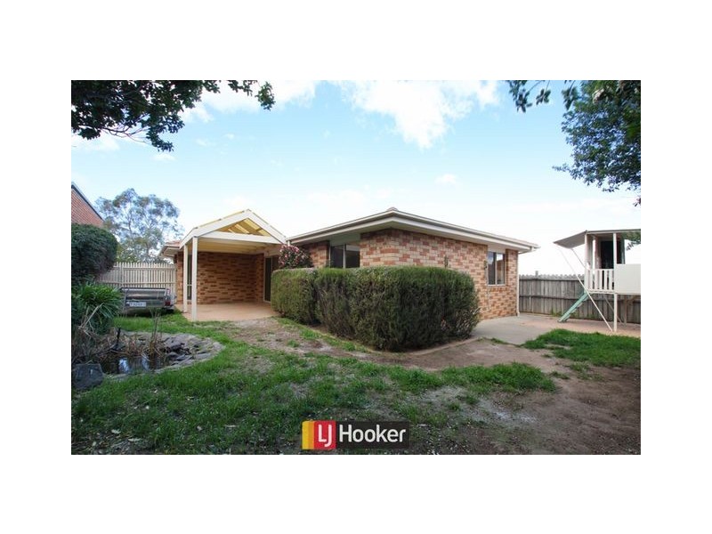 42 Warrumbal Street, Ngunnawal ACT 2913