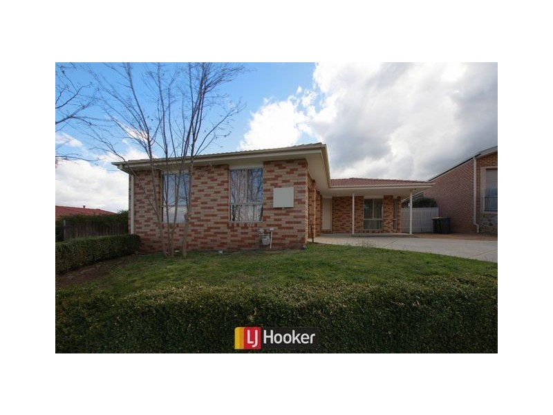 42 Warrumbal Street, Ngunnawal ACT 2913