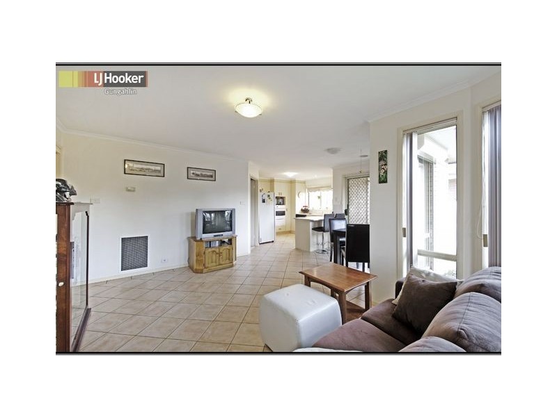 12 Syron Place, Ngunnawal ACT 2913