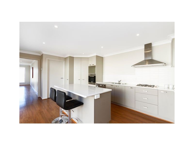 40 Elizabeth Jolley Crescent, Franklin ACT 2913