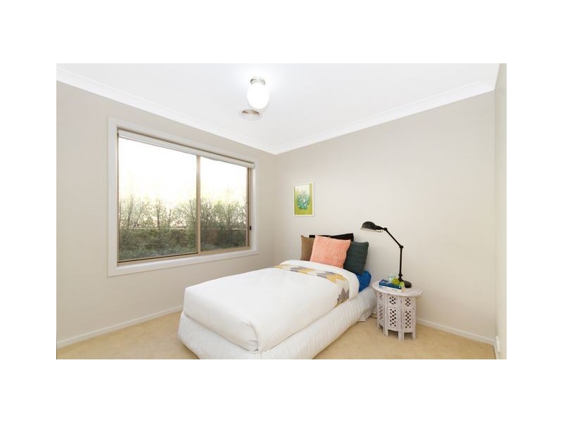 40 Elizabeth Jolley Crescent, Franklin ACT 2913