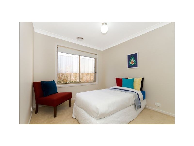40 Elizabeth Jolley Crescent, Franklin ACT 2913
