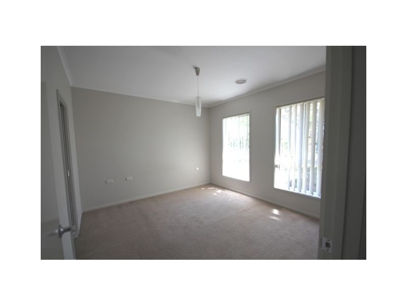 9 Helen Turner Street, Gungahlin ACT 2912