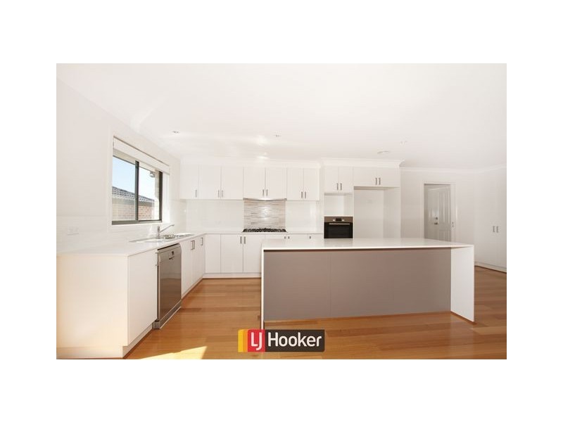 12 Boyer Street, Casey ACT 2913