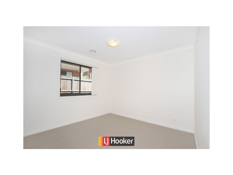 12 Boyer Street, Casey ACT 2913
