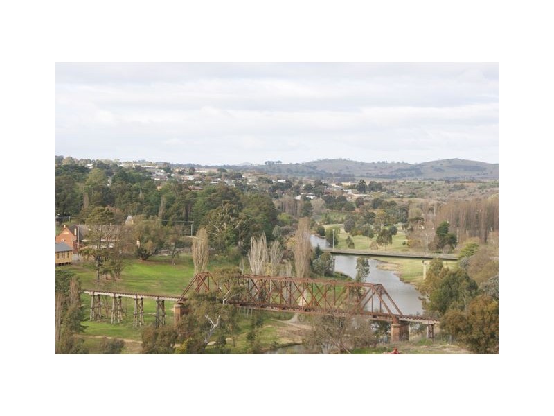 10B Hanley Place, Yass NSW 2582