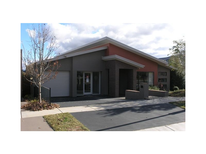 3 Buscombe Street, Forde ACT 2914