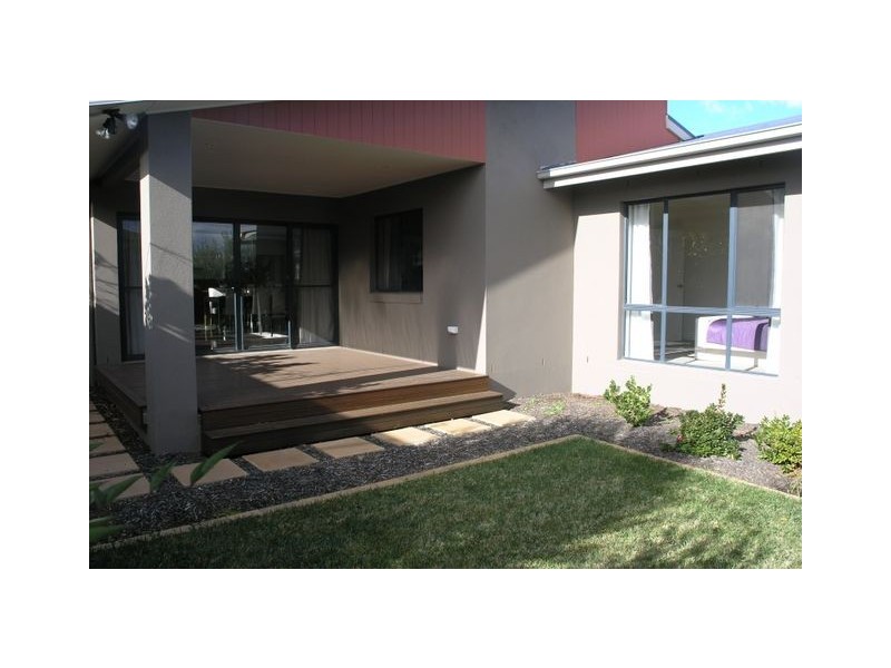 3 Buscombe Street, Forde ACT 2914