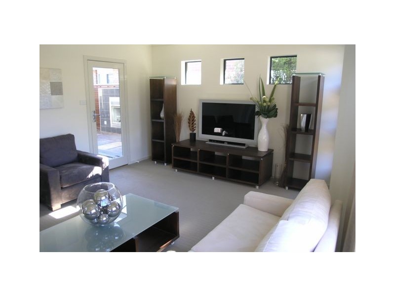 3 Buscombe Street, Forde ACT 2914