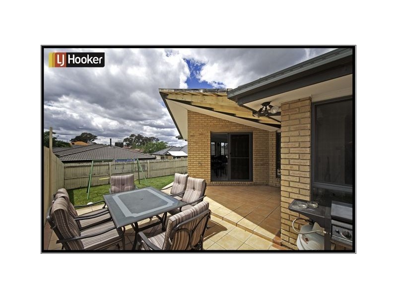 9 Auburn Street, Amaroo ACT 2914