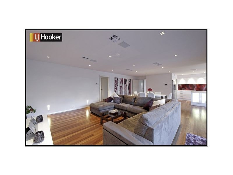 4 Jeannie Gunn Street, Franklin ACT 2913